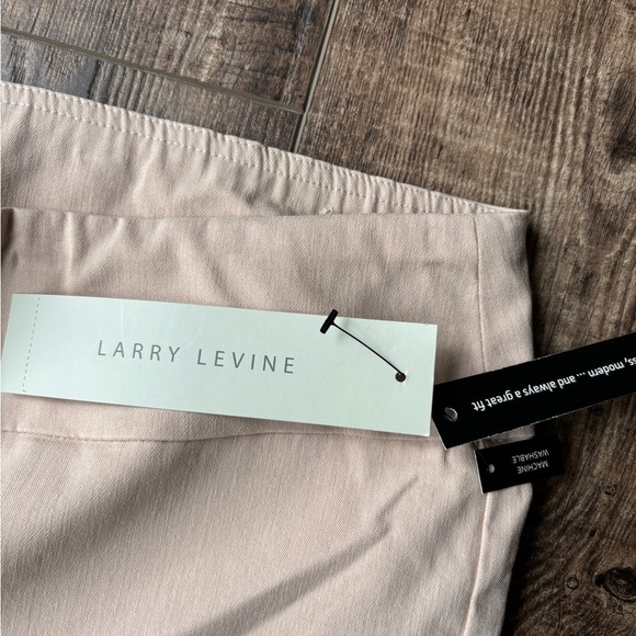 NEW Larry Levine Slim Ankle Length Pull On Slacks Women's Size Large - Picture 2 of 12